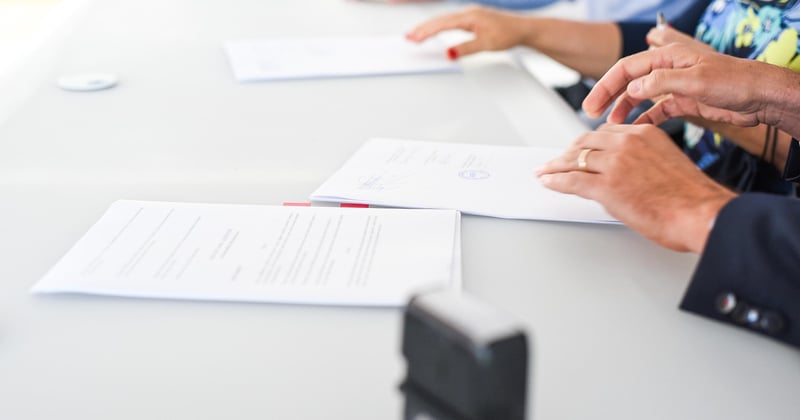 Signature pour ordre exemple : le guide simple et efficace