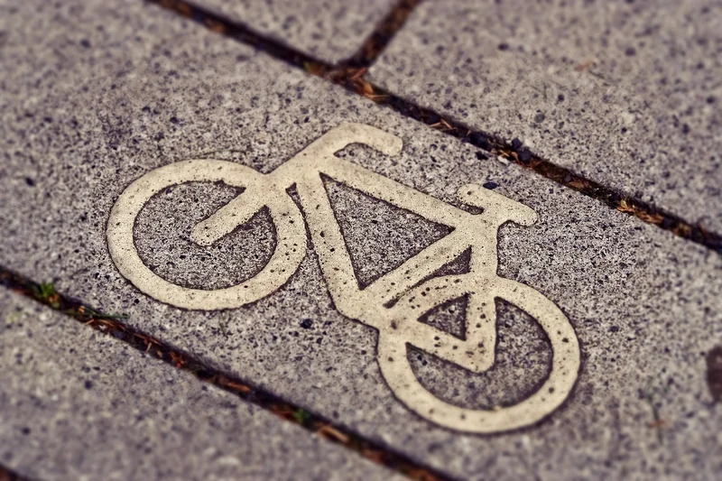 Combien coûte un panneau de signalisation entreprise à Nantes ?
