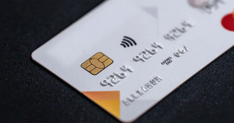 Comment payer avec une carte illicado sur Amazon : la procédure réelle, étape par étape
