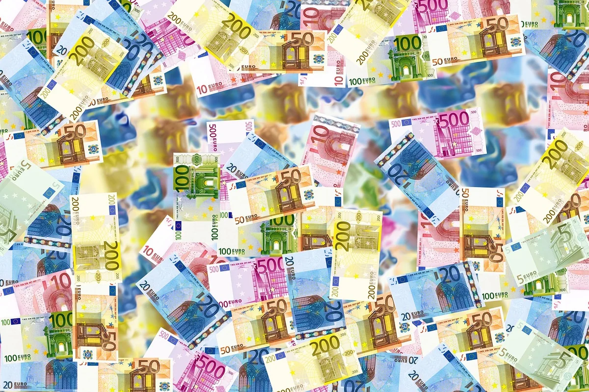 Retrait maximum au guichet Crédit Mutuel : ce que vous devez savoir en 2026