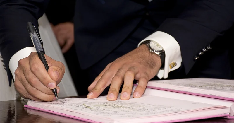 Signature pour ordre : quelle valeur juridique réelle ?